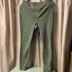 Time and Tru Sage Green Trousers